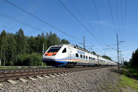 9 trenes raros a los que subirte en Rusia - Russia Beyond ES