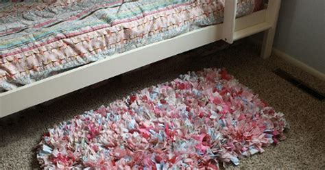 Easy No Sew Shag Rag Rug Everybody Loves And Wants! - Handy DIY