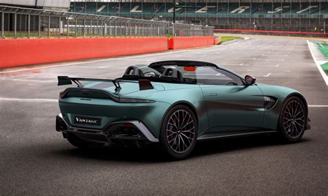 Aston Martin Introduces Vantage F1 Edition - Double Apex