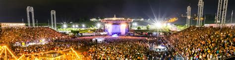 Top 22 Concerts on the Hersheypark Stadium Stage | Concert, Outdoor concert, Stadium