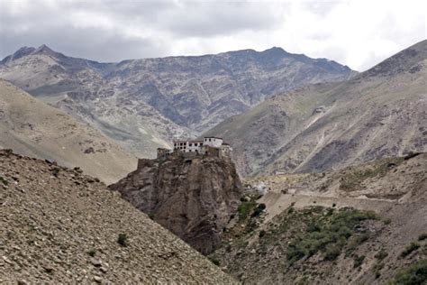 Community-based ecotourism in Ladakh promotes positive perceptions of ...