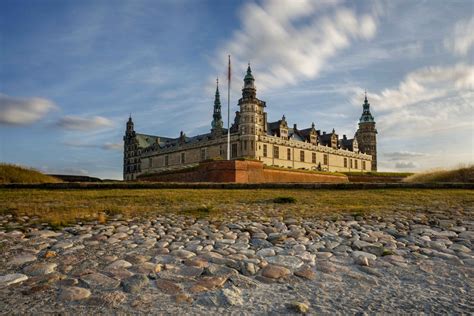 Exclusive Castle Tours of Hamlet's Kronborg & Frederiksborg in ...