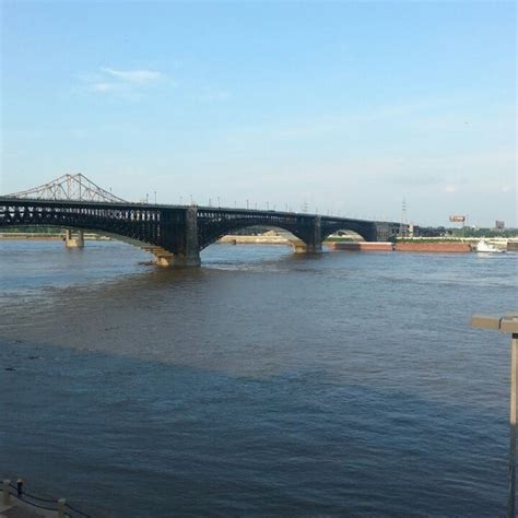 Mississippi River - River in St Louis