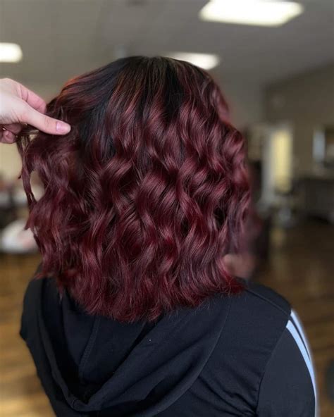 31 Best Maroon Hair Color Ideas of 2022