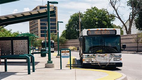 Mask requirement extended for RoadRUNNER Buses, Dial-A-Ride, Las Cruces ...