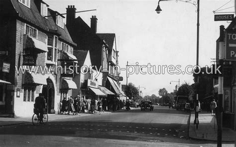 Street Scenes - Great Britain - England - Essex - Brentwood - Old and ...