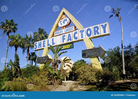 Florida Sea Shell Factory editorial stock image. Image of attraction - 53285084