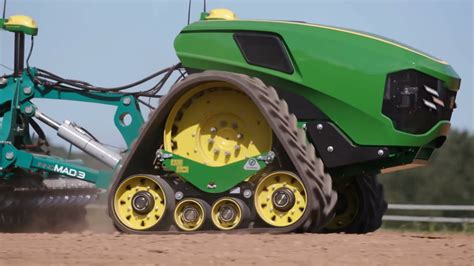 Autonomous Electric Tractor - John Deere | Future of Farming - YouTube