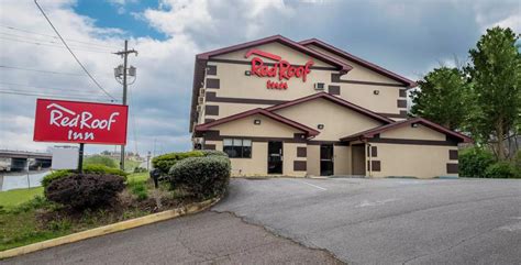 Budget, Pet Friendly Hotel in Bristol, VA 24201 | Red Roof Inn