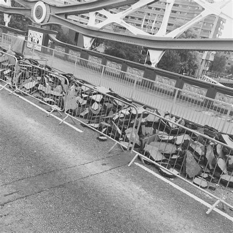 Hulk smash!!! 👊 tower bridge gets ripped #tpro_ldn #londo… | Flickr