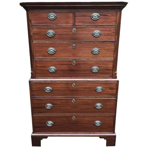 Highboy Dressers - 74 For Sale on 1stdibs