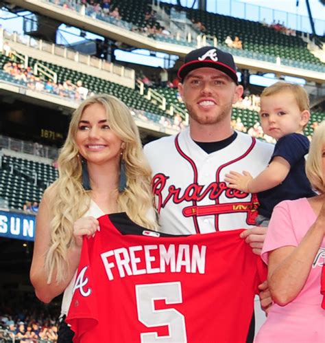 Atlanta Braves All-Star Freddie Freeman and Wife Chelsea Announce They ...