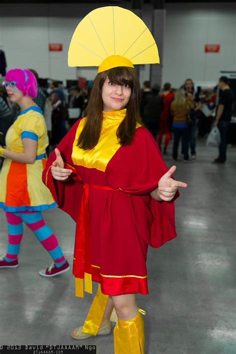 Emperor Kuzco cosplay (from The Emperor's New Groove) | Cosplay