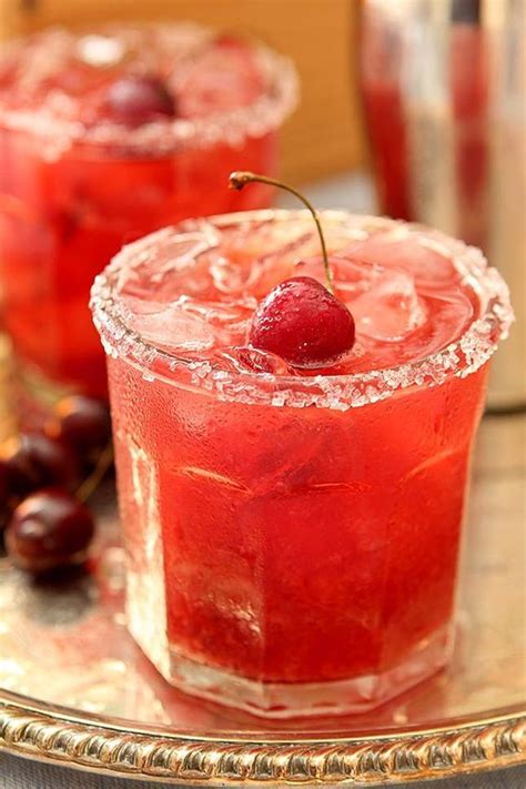 Cherry Old Fashioned Smash | Creative Culinary | Bourbon drinks, Yummy ...