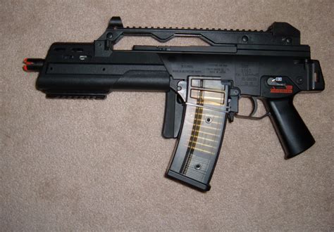 File:Airsoft G36C stock folded.JPG - Wikimedia Commons
