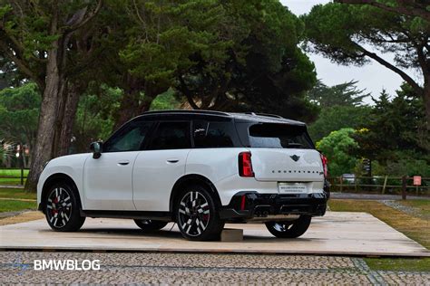 2024 MINI Countryman JCW Launched in Nanuq White - Misiunea Auto