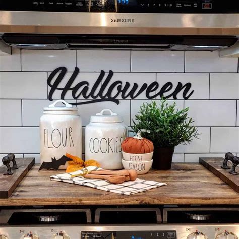 29 Halloween Kitchen Décor Ideas to Add Spooky Flair to The Holiday Feast