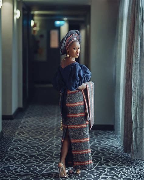 Iyawo in beautiful Etu Aso Òkè ♥️ | African fashion traditional ...