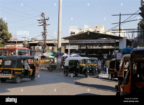 Dombivli railway station, thane, maharashtra, India, Asia Stock Photo ...