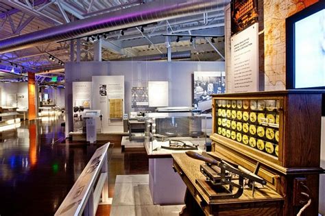 Brilliant Computer History Museum Renovated From a Silicon Valley Tech ...