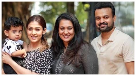 Nayanthara's latest pic with Kunchacko Boban and family is winning ...