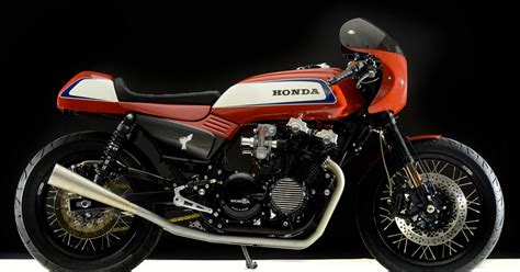 Hell Kustom : Honda CB1100F By The Dime City