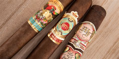 Best Light Flavored Cigars | Decoratingspecial.com