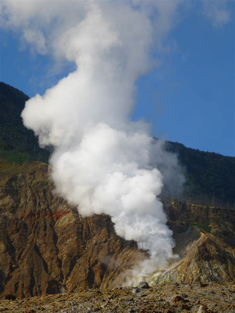 Free Images : landscape, mountain, night, peak, flow, volcano, full moon, geology, lava ...