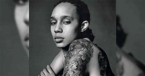 WNBA All-Star Brittney Griner Proudly Shows Off Her Naked Body For ESPN ...