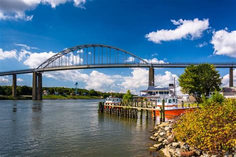 The Chesapeake City Bridge, Over the Chesapeake and Delaware Can Stock ...