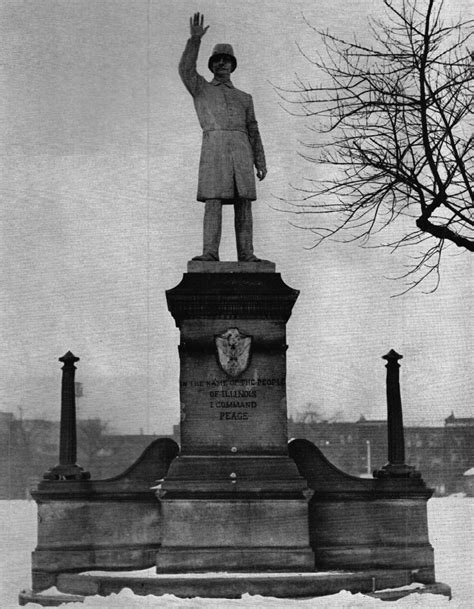 HAYMARKET MEMORIAL STATUE | ChicagoCop.com