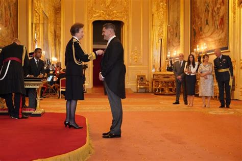 Adventurer Jordan Wylie celebrates being made an MBE at Windsor Castle - Jersey Evening Post