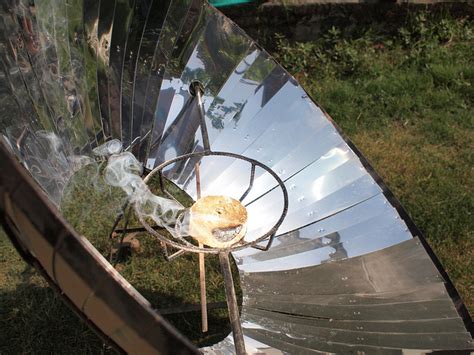 How To Build a Solar Power Cooker - Conserve Energy Future