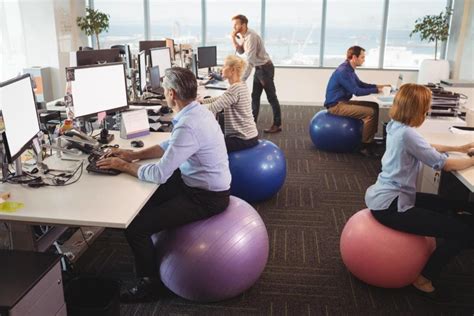 Exercise Ball Chair: Pros and Cons - Vigorbuddy.com