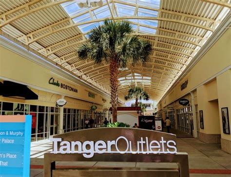 TANGER OUTLETS CHARLESTON - Updated October 2024 - 286 Photos & 151 ...