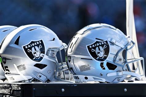 2 Las Vegas Raiders offensive coordinator targets revealed by NFL insider