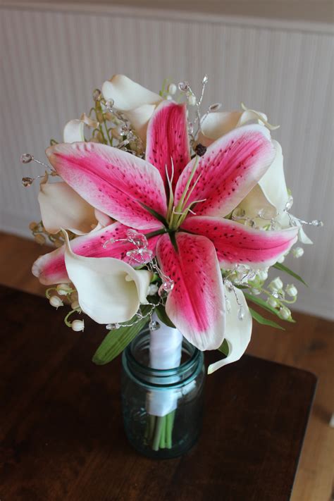 stargazer lily — Order Silk Wedding Flowers Online | Love Is Blooming ...