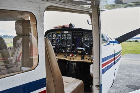 Detailed view of Cessna 172 Skyhawk 2 airplane interior standing on a runway. - Cessna Pilots ...