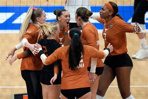 Texas Longhorns volleyball news - Austin American-Statesman