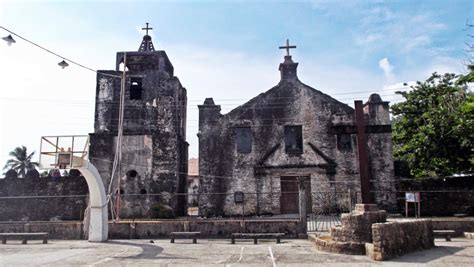 Capul Church and Municipal Hall