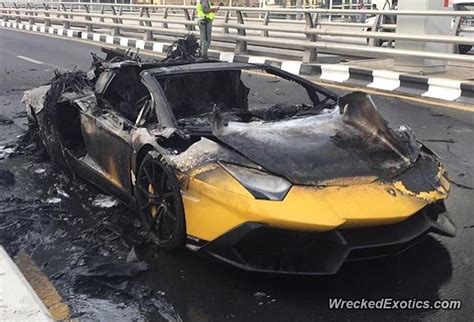 Lamborghini Reventon Crash