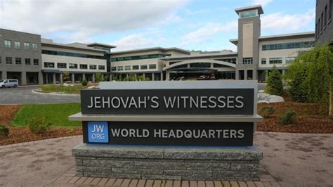 “Call Bethel”: Jehovah’s Witnesses and Sexual Abuse. 5. The “Secret Databases”