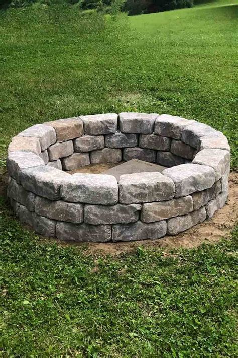 DIY Stone Fire Pit for your Backyard Homestead - Honeybunch Hunts