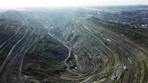 The Real ‘War on Coal’ Is in China - WSJ