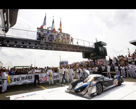 Peugeot 908 HDI FAP winner 24 Hours Le Mans 2009