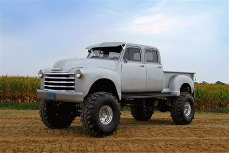 Home-Brewed Monster: Custom ’52 Chevy Crew Cab