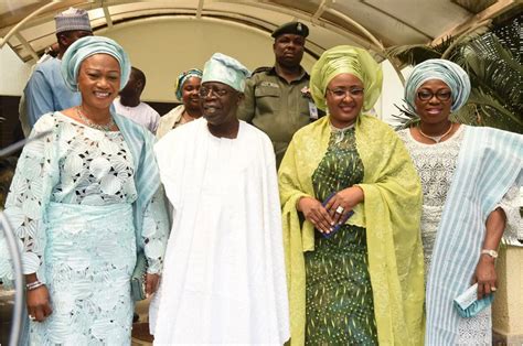 Aisha Buhari pays Condolence visit to Jagaban Bola Ahmed Tinubu ...