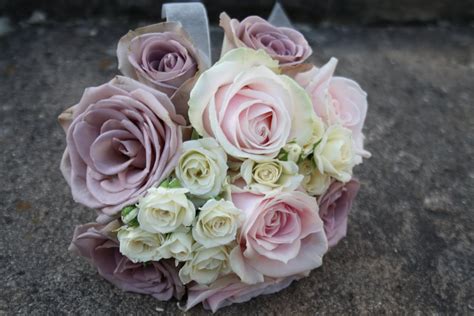 The Blossom Tree: Vintage rose bouquets