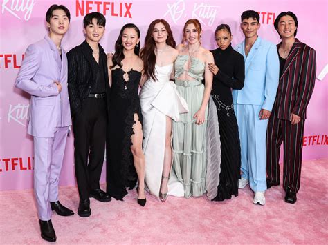 'XO, Kitty': Netflix Stars Reveal Favorite K-Pop Groups | J-14