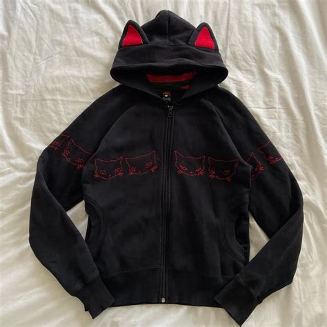 Women's Black and Red Hoodie | Depop